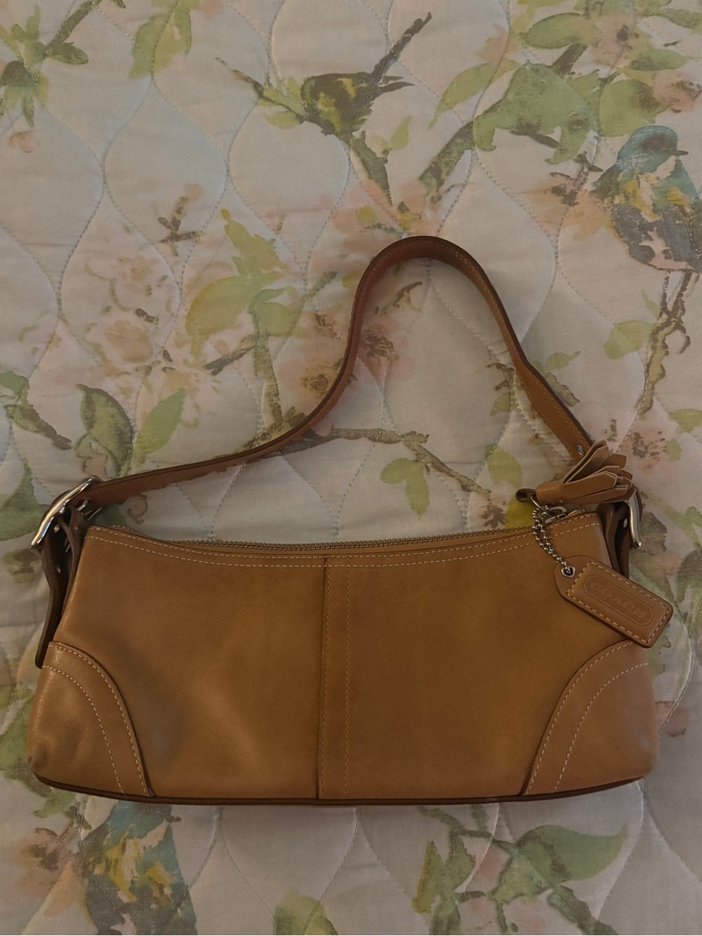Rare Vintage Y2K Coach Hamptons Tan Leather Demi Baguette Shoulder Bag